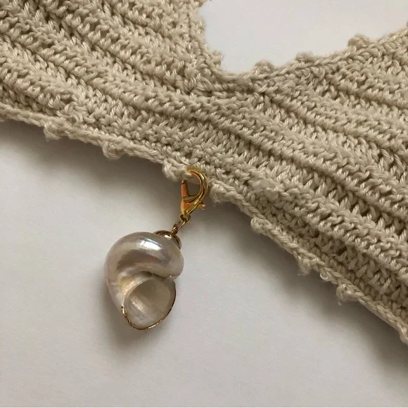 Shell Bikini Charm🐚 - Picture 1 of 7
